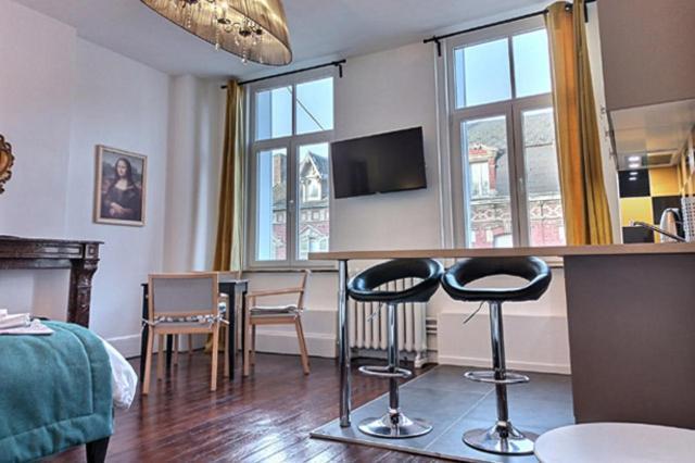 Les Appartements Fénelon Le Cateau-Cambresis Exterior foto